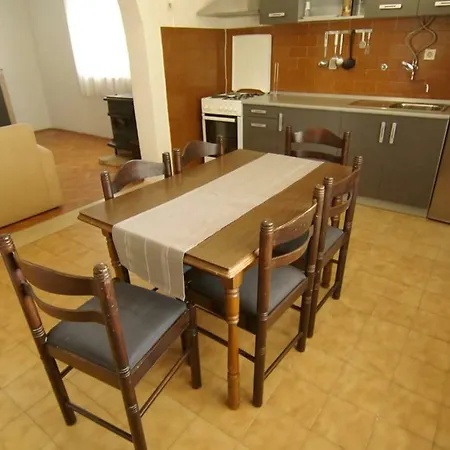 Apartment Studio Iva